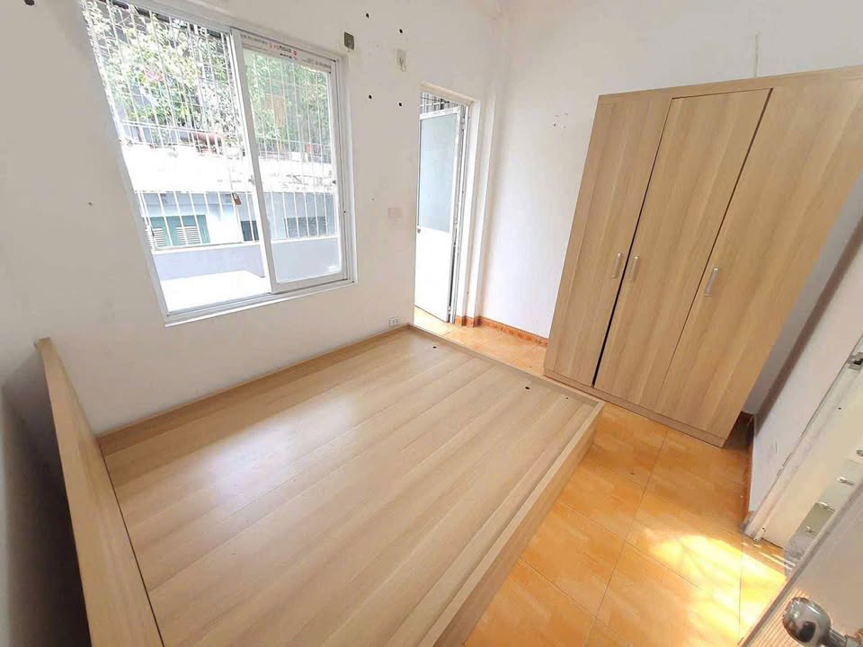 Phòng cho thuê Tân Mai, Hoàng Mai 20m² giá 2.9 triệu - Không chung chủ, giờ giấc tự do!