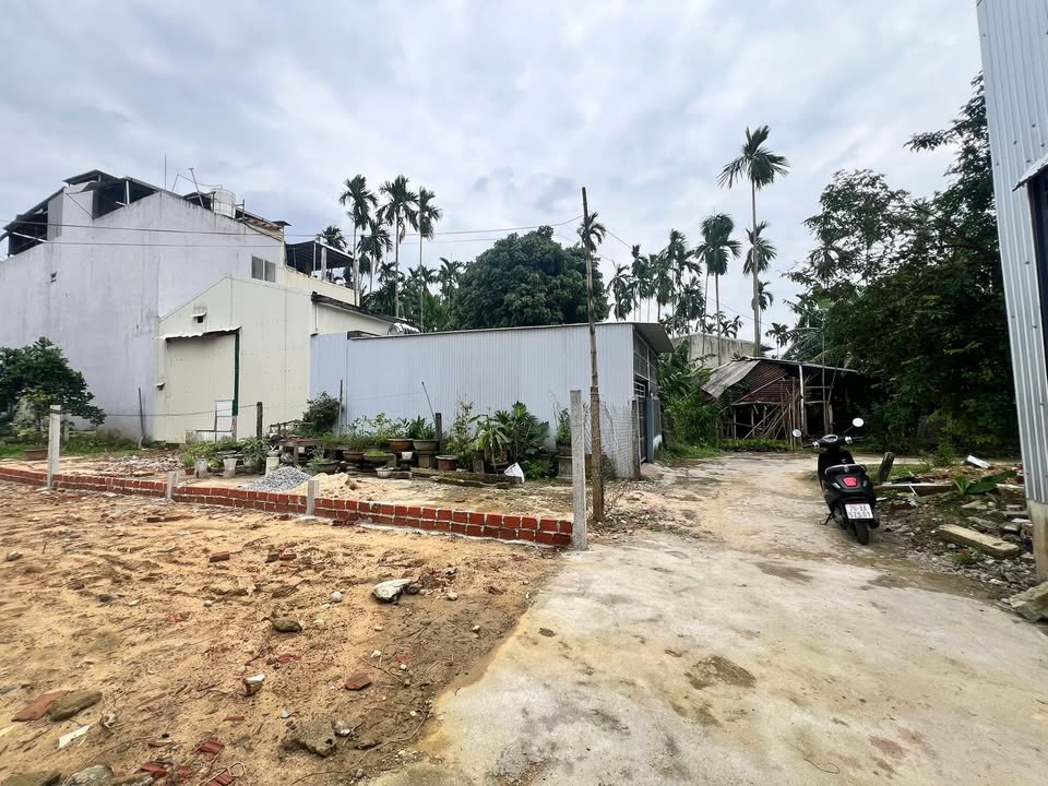 Đất nền Phan Thái Ất, Nghĩa Lộ 102m² giá chỉ 1.1 tỷ - Cơ hội đầu tư sinh lời!