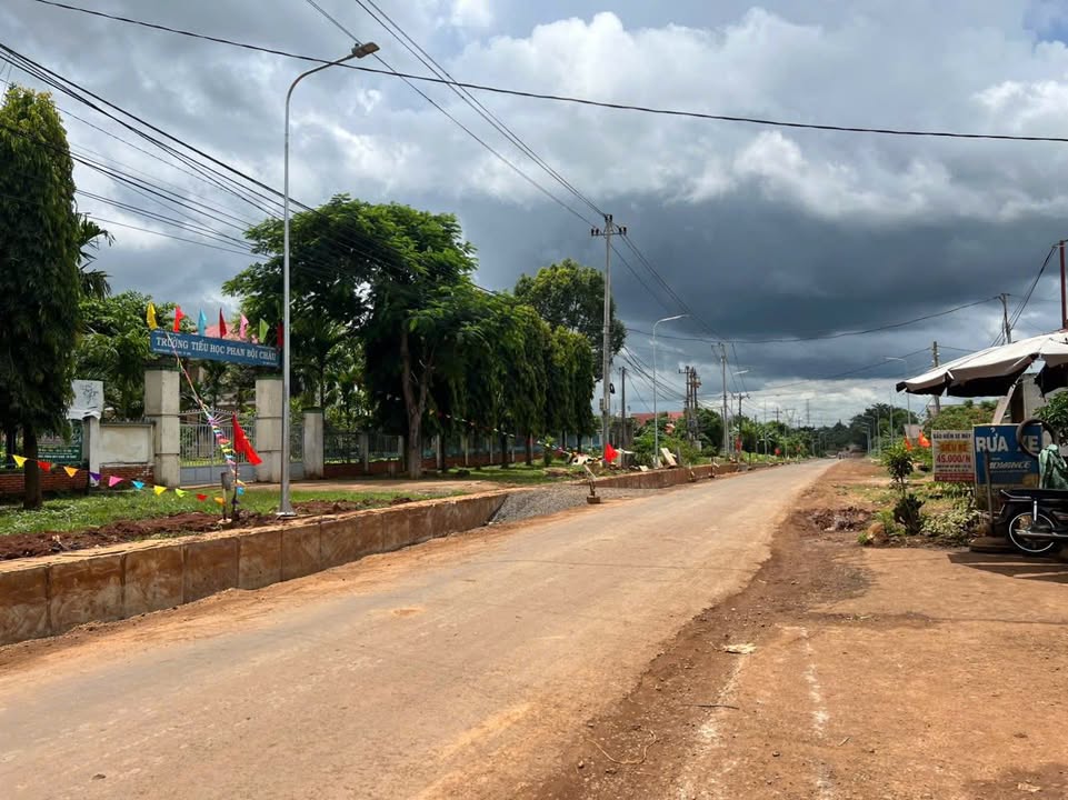 Bán đất xã Hòa Xuân, Buôn Ma Thuột 140m² giá 690 triệu - Vị trí đắc địa, thổ cư sẵn sàng!