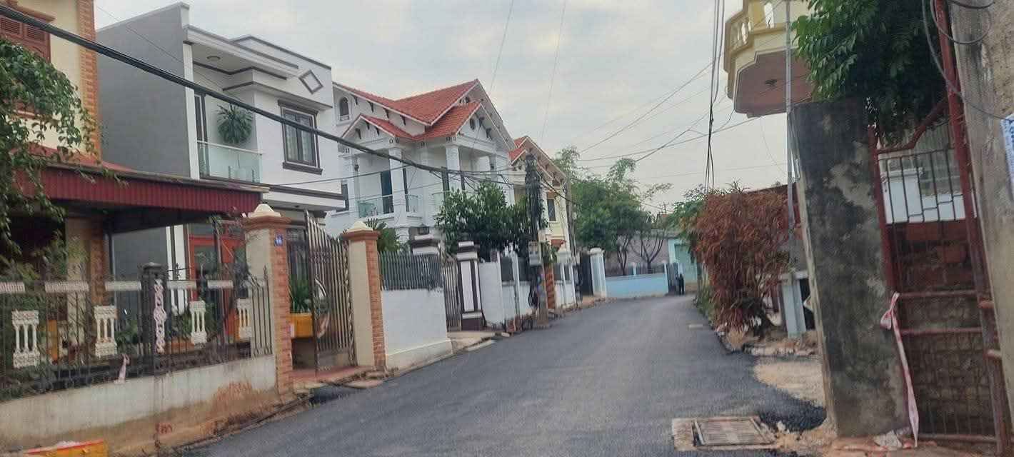 Đất nền phường Quảng Yên 100m² giá 1.1 tỷ - Mặt tiền 6m, nhà xưởng sẵn!