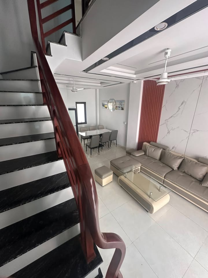 Nhà 3 tầng hiện đại tại Ninh Sơn, Ninh Bình - Diện tích 58m², giá thỏa thuận