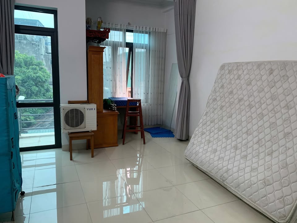 Nhà 2 tầng mới xây tại Ninh Sơn, 100m² giá 3 tỷ - Cơ hội sở hữu ngay!