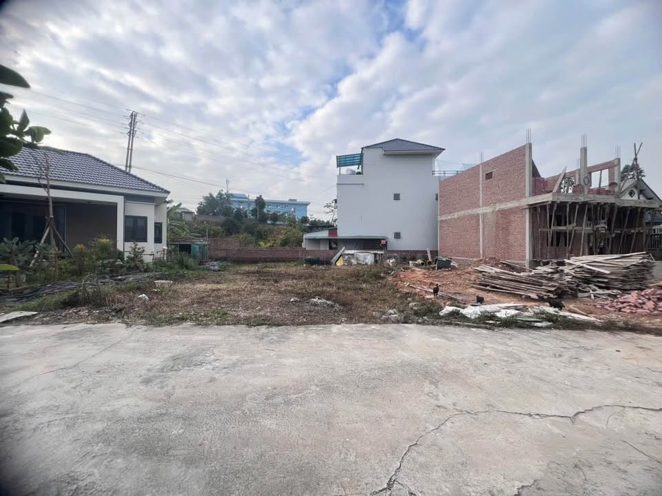 Đất nền đẹp tại Khu 7 Thanh Sơn, Uông Bí 100m² giá chỉ 900 triệu - Đầu tư sinh lời ngay!