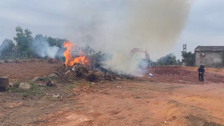 Đất thổ cư phường Quyết Thắng 765m² giá 3 tỷ - Sổ đỏ chính chủ, vị trí gần sân vận động!