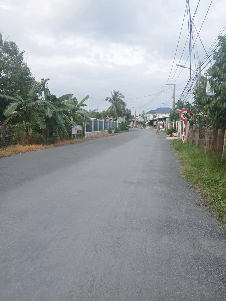 Đất nền mặt tiền huyện lộ 75, Cái Bè, 1085m² giá 4 tỷ - Cơ hội đầu tư tuyệt vời!