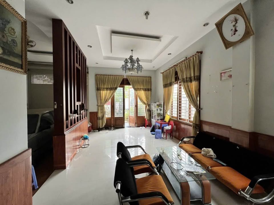 Nhà vườn lô góc Miếu Bà, Vĩnh Thạnh, Nha Trang 316m² giá 10 tỷ - Mặt tiền kinh doanh thuận lợi!