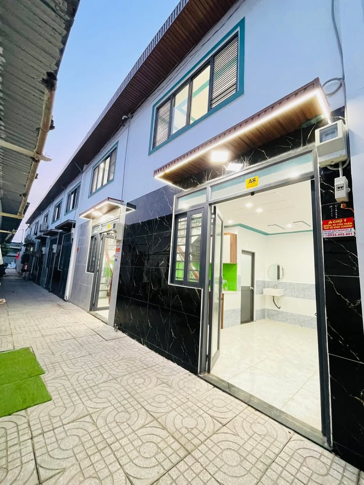 Nhà phố Bà Điểm Hóc Môn 16m² giá 620 triệu - Nhà mới đẹp vào ở ngay!