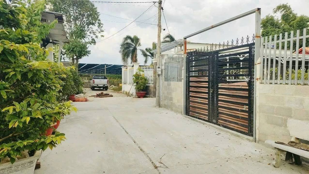 Đất nền Tân Phú Trung 224m² giá 2.8 tỷ - Xây dựng tự do tại khu dân cư đông đúc!