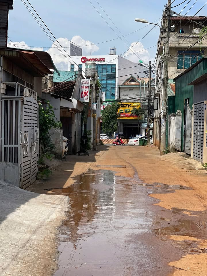 Bán đất hẻm 193 Nguyễn Văn Cừ, Buôn Ma Thuột 103m² chỉ 4.5 tỷ - Đầu tư sinh lời ngay!