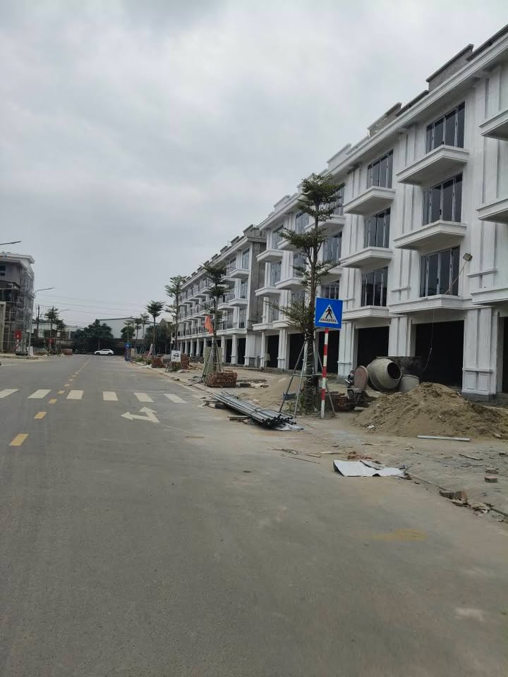 Shophouse Khu Dân Cư Đường Bùi Sỹ Tiêm Thái Bình 120m² - Vị trí đắc địa, pháp lý rõ ràng