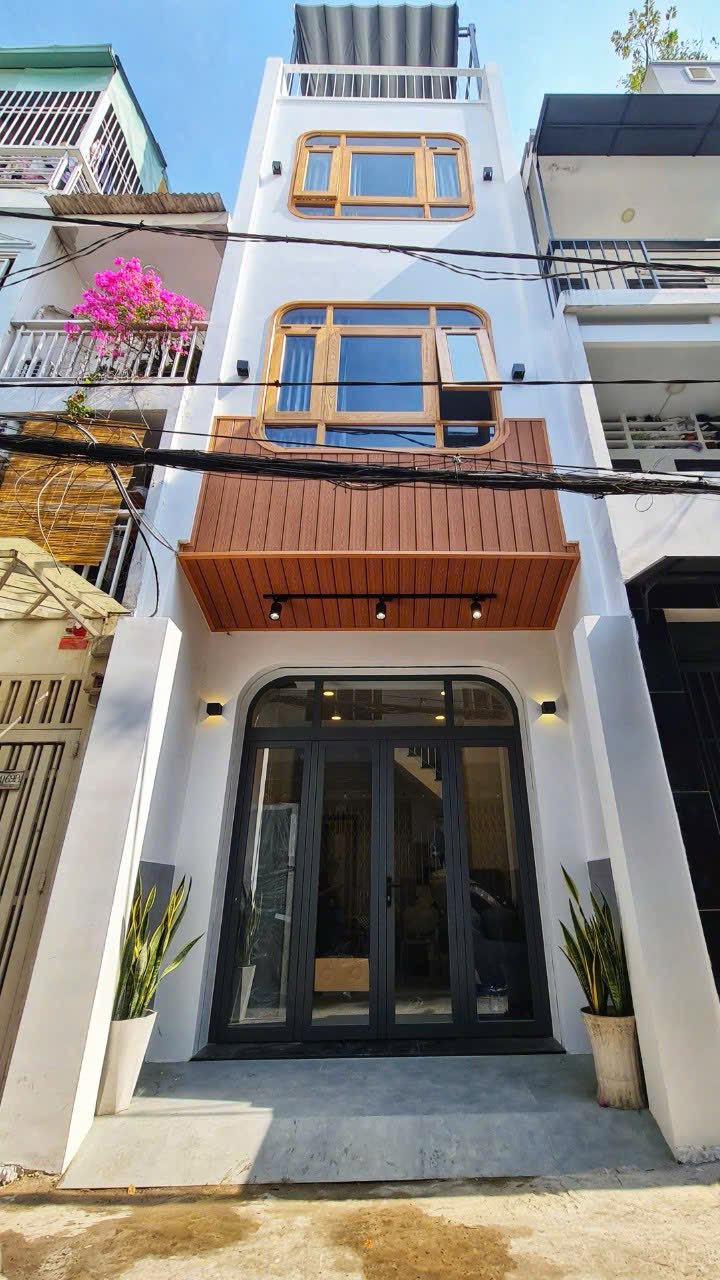 Căn hộ Duplex Nguyễn Đình Chiểu, Q3 - Full nội thất, an ninh 24/7!