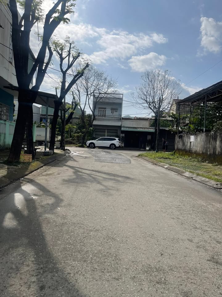 Đất Mặt Tiền Trà Na Đà Nẵng 75m² giá chỉ 3 tỷ - Cơ hội vàng cho nhà đầu tư!