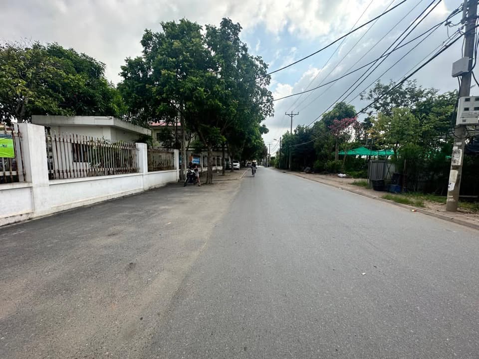 Lô Góc 35m² Trâu Quỳ 3.65 tỷ - Ô Tô Vào Sát Nhà, Đầu Tư Sinh Lời!