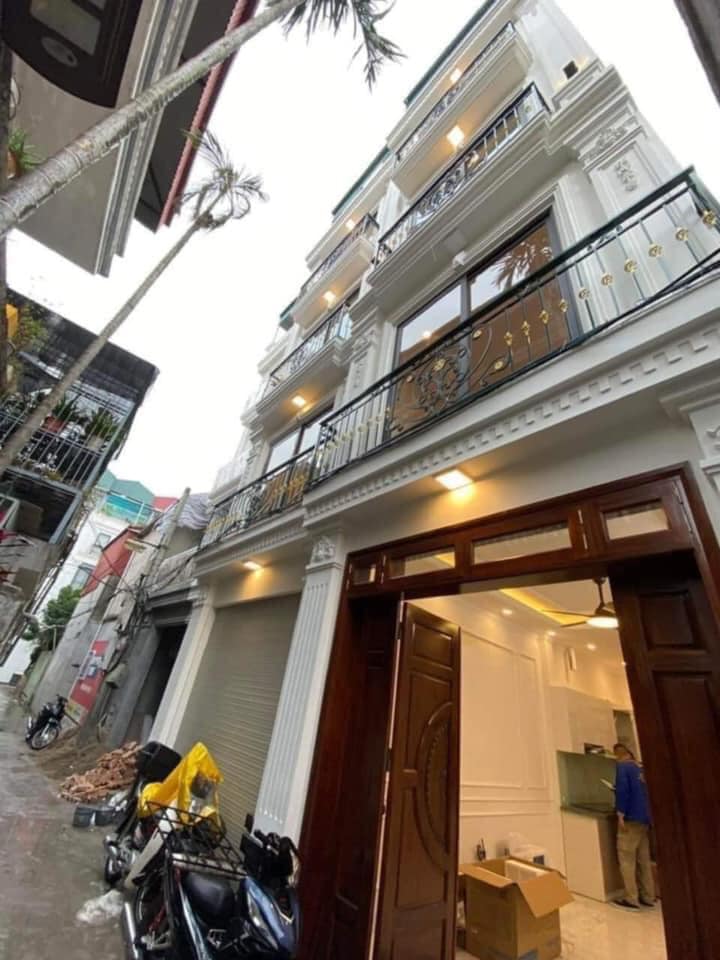 Nhà phố Ngọc Thụy Long Biên 45m² giá 6 tỷ - Full nội thất, sẵn sàng ở ngay!