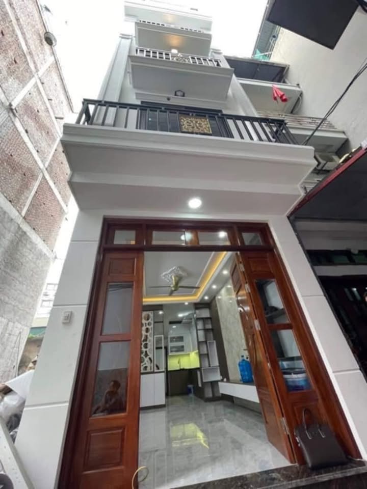 Nhà phố Thạch Bàn Long Biên 36m² giá 4 tỷ - Giao dịch ngay!