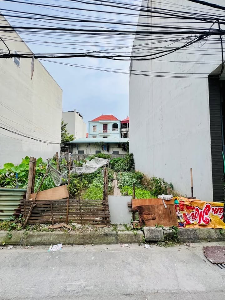 Đất Thạch Bàn, Long Biên 56m² giá 6 tỷ - Kết nối giao thông thuận tiện!