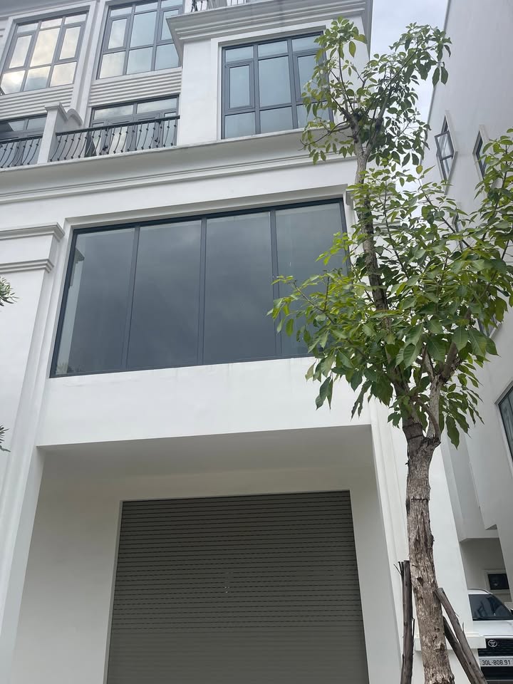 Nhà liền kề Hinode Royal Park Kim Chung 118,9m² giá 19,5 tỷ - Kinh doanh lý tưởng!