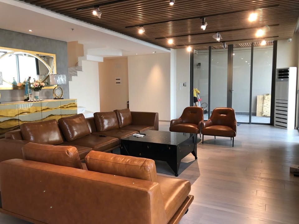 Căn hộ Penthouse Masteri Thảo Điền 300m² giá 140 triệu - Thiết kế sang trọng và tiện nghi