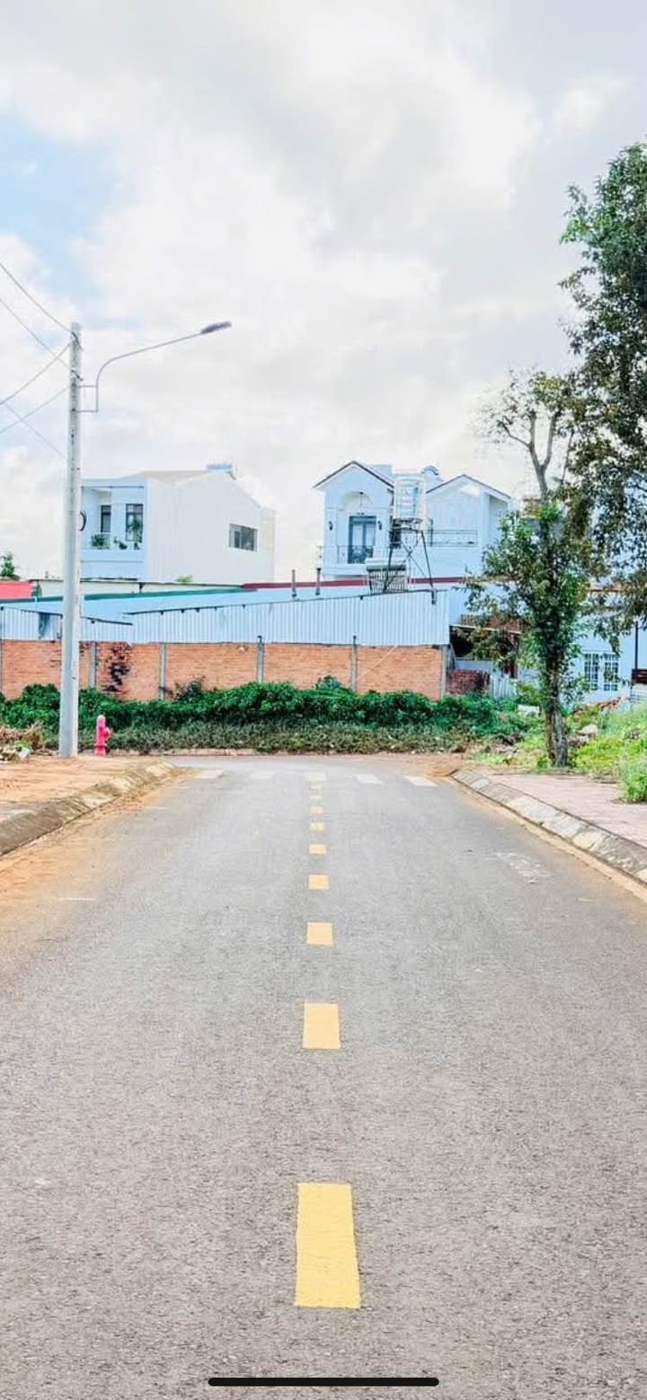 Đất đấu giá Lê Vụ mới 125m² giá 5.9 tỷ - Vị trí đẹp, đầu tư sinh lời!