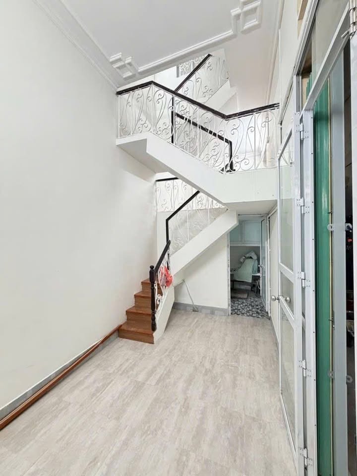 Nhà riêng An Dương Tây Hồ 19m² giá 5 tỷ - Khu vực văn minh, tiện ích đầy đủ!