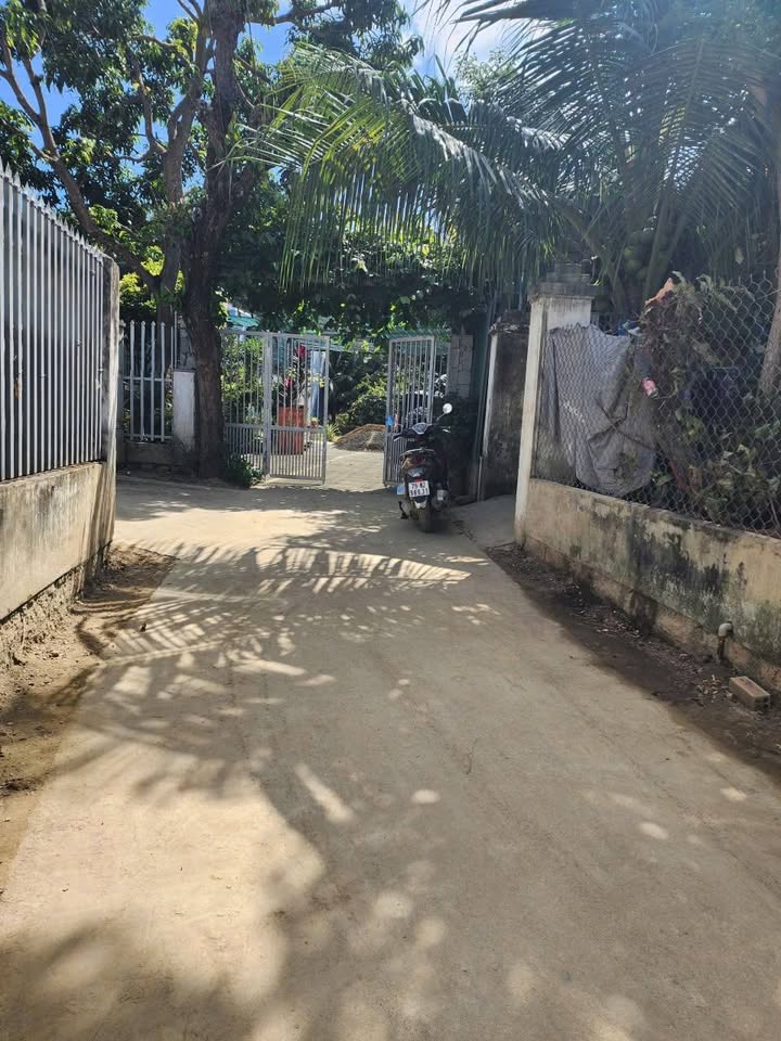 Nhà cấp 4 Thôn Xuân Phú Vĩnh Phương 114.6m² giá 1.7 tỷ - Gần đầy đủ tiện ích!