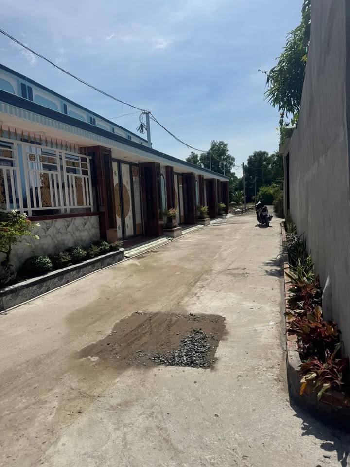 Nhà cấp 4 Phước Lâm, Cần Giuộc 125m² giá 1.65 tỷ - Mặt tiền đường 4m, ô tô vào tận nơi!