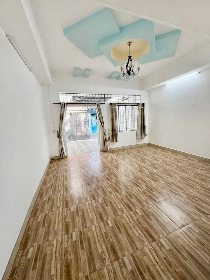 Nhà cho thuê tại đường Võ Thị Sáu, Bảo Lộc - Không gian thoáng đãng, giá chỉ 5.2 triệu/tháng!