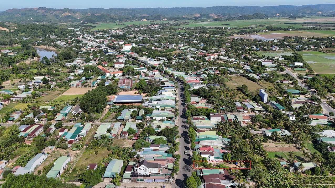 Đất kinh doanh 240m² tại Thị trấn Cát Tiên - Vị trí đắc địa, giá chỉ 72 tỷ!