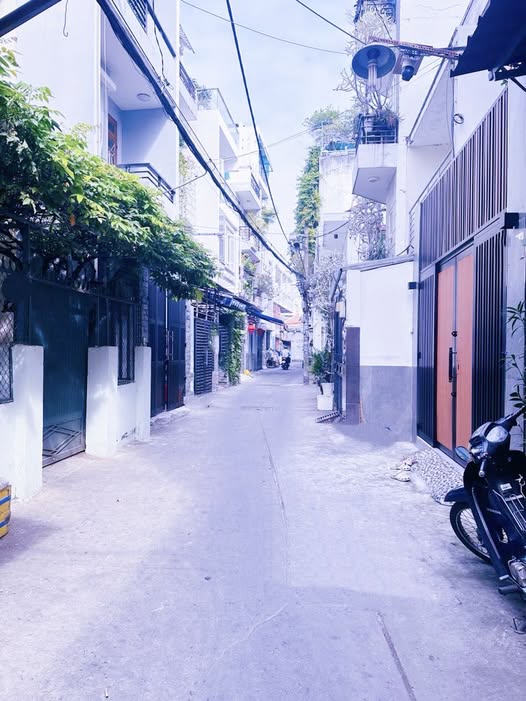 Nhà cấp 4 đường Lý Thường Kiệt, quận Tân Bình, 100m² giá 6.99 tỷ - Thương lượng mạnh cho khách thiện chí!