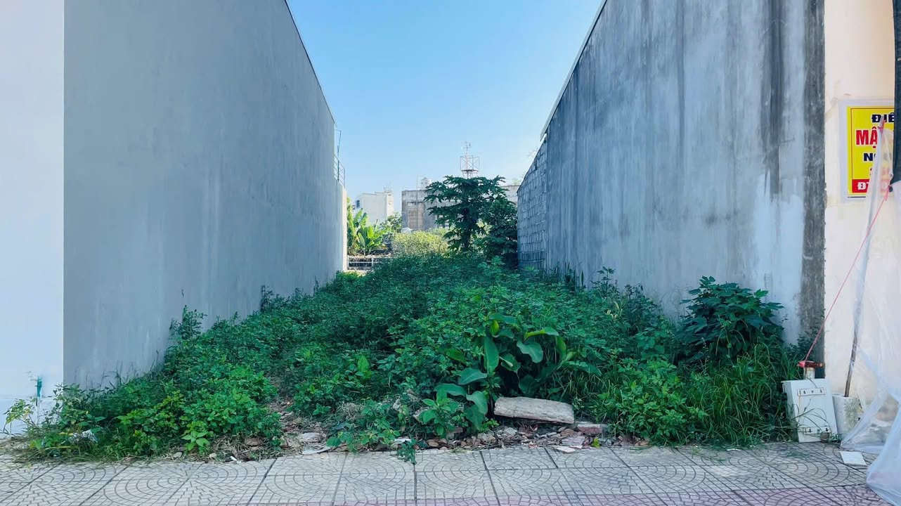 Đất mặt đường Bà Triệu Lạng Sơn 100m² giá 4 tỷ - Vị trí kinh doanh đắc địa!