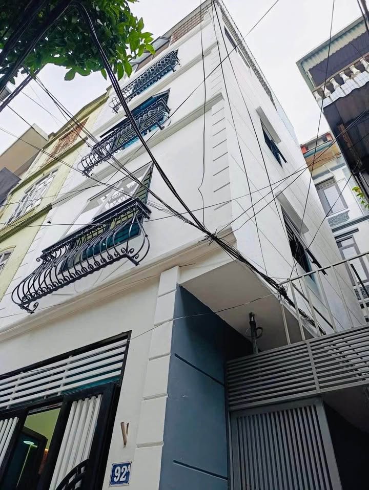 Nhà riêng Nguyễn Chính, Hoàng Mai 28m² giá 5.8 tỷ - Đón Tết ngay!