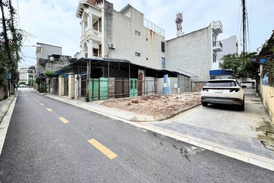 Đất lô góc đường Đông Mạc, Nam Định 45m² giá 2.45 tỷ - Gần trường chuyên Trần Đăng Ninh!