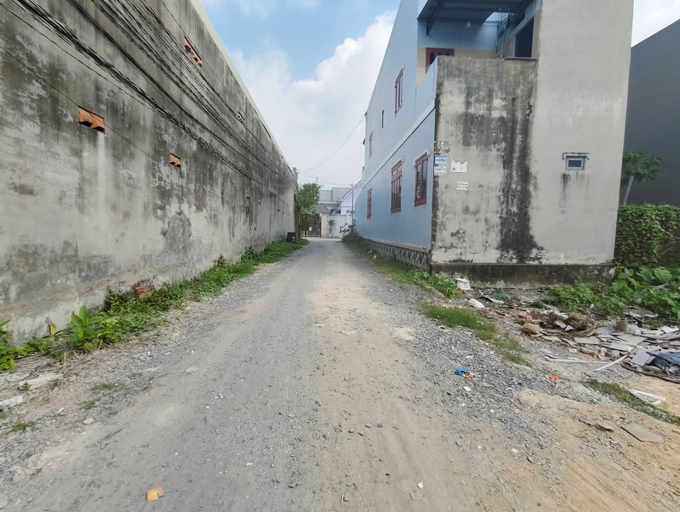 Nhà cấp 4 hiện đại tại Mỹ Hạnh Nam 100m² giá 1.95 tỷ - Vị trí đẹp, sổ hồng riêng