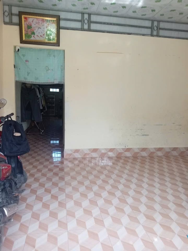 Nhà cấp 4 tại Khóm 4, Phường 8, Cà Mau 72m² giá chỉ 290 triệu - Cơ hội đầu tư tuyệt vời!