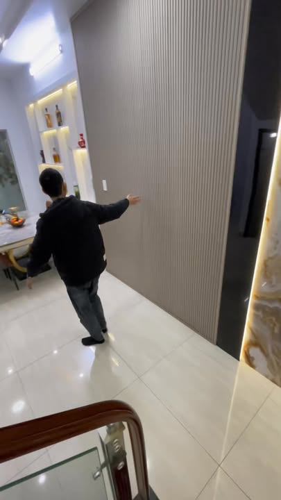 Nhà 4 tầng ngõ 476 Chợ Hàng, 64m² giá thỏa thuận - Ô tô đỗ cửa tiện lợi!