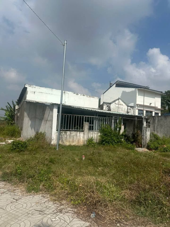 Đất nền khu Lan Anh 1, Bà Rịa 600m² giá 5.8 tỷ - Mặt tiền đường nhựa 26m!