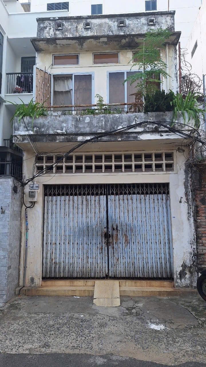 Nhà Phú Nhuận 64m² giá 11 tỷ - Cơ hội đầu tư đất vàng!