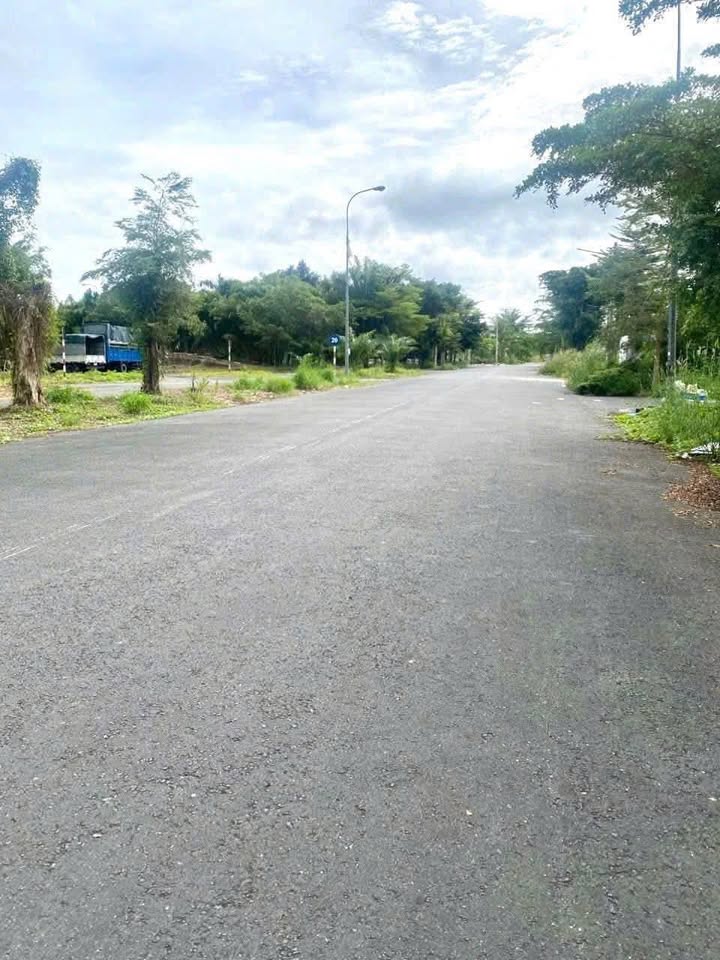 Cặp nền mặt tiền đường Số 1 KDC Tây Đô Ecopark 94,1m² giá 1,9 tỷ - Sổ hồng riêng, thổ cư 100%