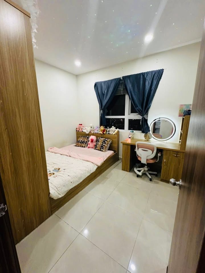 Căn hộ Topaz Elite Quận 8 2PN 2WC giá 13 triệu - View hồ bơi tuyệt đẹp!