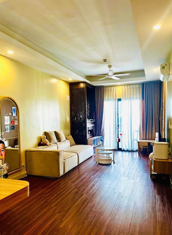 Căn hộ cao cấp The Two Residence, Hoàng Mai 78,5m² giá 7,3 tỷ - Bán gấp, sẵn sàng vào ở!