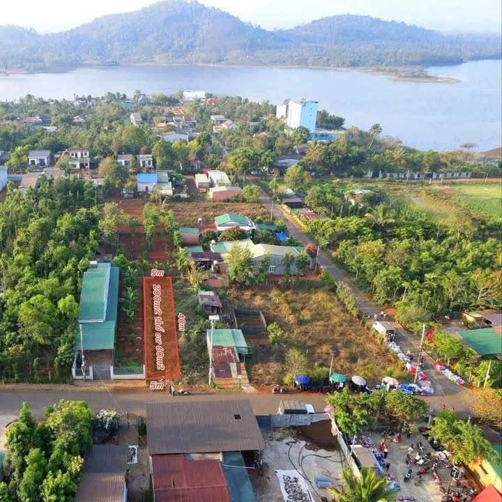 Đất thổ cư mặt tiền đường 19/5, phường Ea Kao, Buôn Ma Thuột 200m² chỉ 950 triệu - Cơ hội đầu tư hấp dẫn!