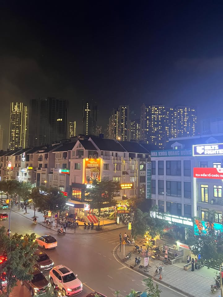 Shophouse cho thuê tại Lê Trọng Tấn, Thanh Xuân 160m² chỉ 20 triệu/tháng - Cơ hội vàng cho kinh doanh!