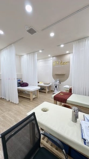 FrontHouse Đất Thánh Quận 10 100m² giá 16 tỷ - Mặt tiền kinh doanh đỉnh cao!