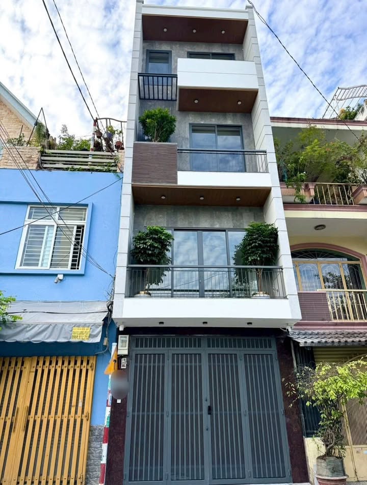 Nhà đẹp quận 7, đường 13 Cư Xá Ngân Hàng, 62m² giá 16.8 tỷ - Sẵn sàng vào ở!