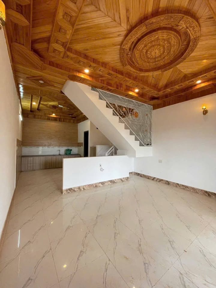 Nhà mặt tiền nhựa tại Phường Langbiang, Lạc Dương 60m² giá 1.65 tỷ - Sẵn sàng dọn vào ở ngay!