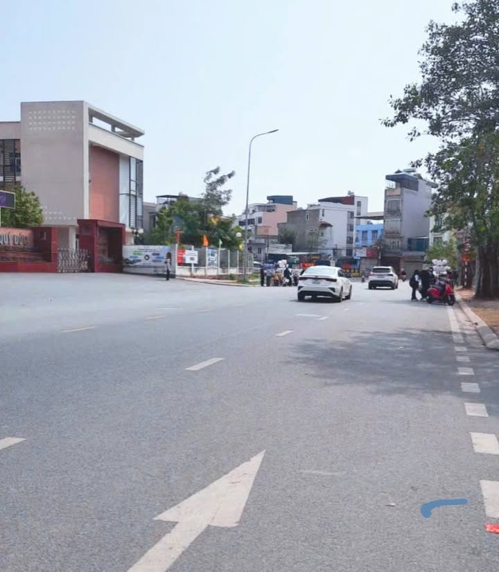 Đất nền Đại Mỗ 74m² giá thỏa thuận - Mặt ngõ ô tô, vị trí đẹp!