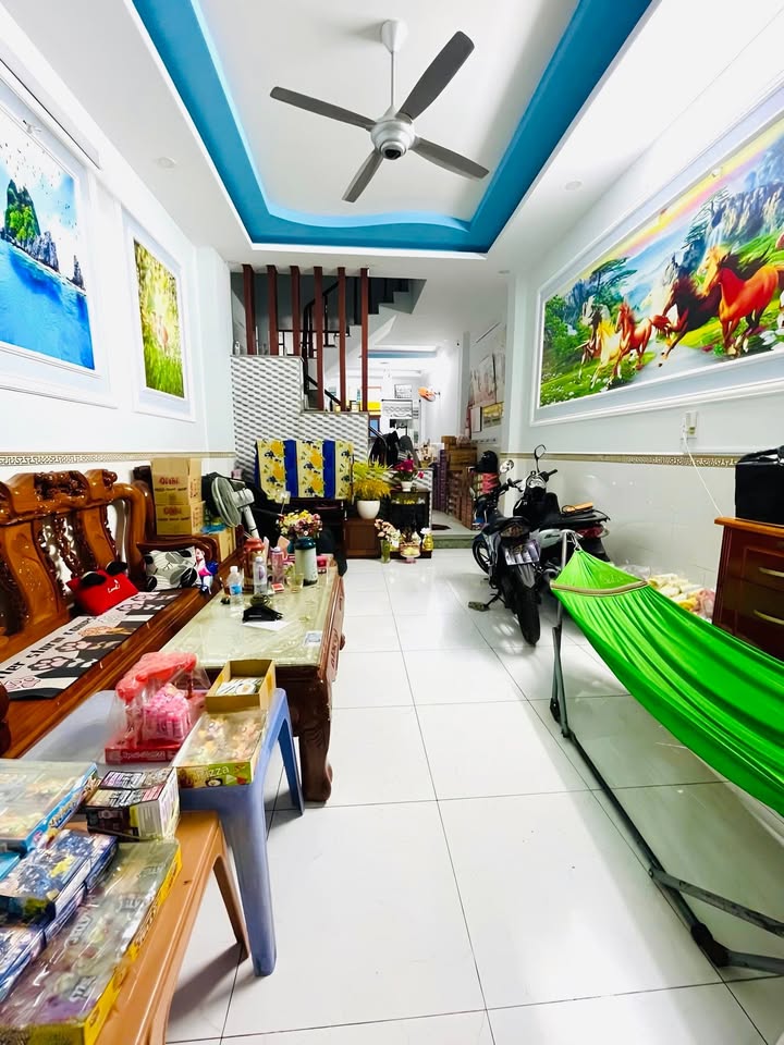 Nhà hẻm 2 mặt Mã Lò, Bình Tân 72m² giá 8 tỷ - Sẵn sàng vào ở ngay!