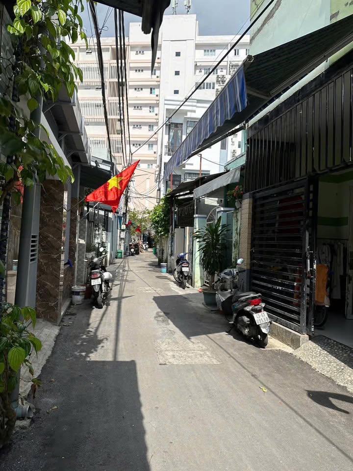 Bán lô đất Lương Thế Vinh, Đà Nẵng 99m² - Kiệt ô tô, hướng Đông