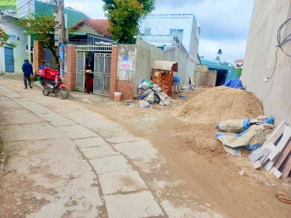 Đất nền hẻm 442/4 Nguyễn Công Phương, Quảng Ngãi 73m² giá 1 tỷ 200 triệu - Vị trí đẹp gần trường học!