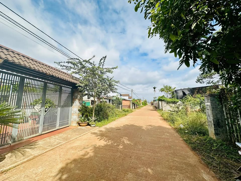 Đất thổ cư Cư M'gar 125m² giá 1.3 tỷ - Sổ đỏ chính chủ, pháp lý rõ ràng!